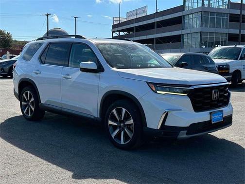 2023 Honda Pilot AWD Elite