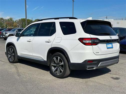 2023 Honda Pilot AWD Elite