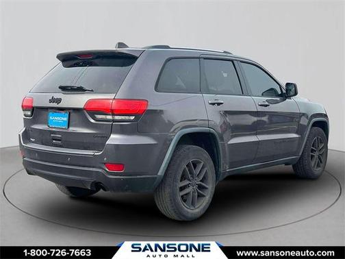 2017 Jeep Grand Cherokee Laredo