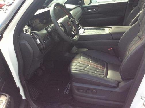 2025 Nissan Armada PRO-4X 4WD