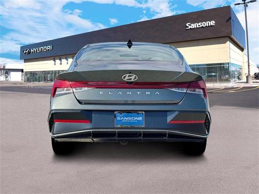 2025 Hyundai ELANTRA SEL