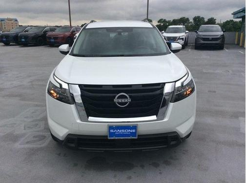 2025 Nissan Pathfinder SV 4WD