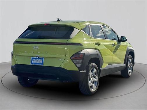 2024 Hyundai KONA SE