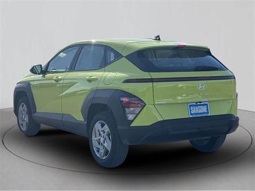 2024 Hyundai KONA SE
