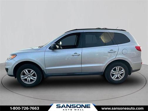 2012 Hyundai SANTA FE GLS