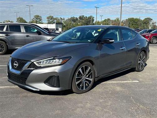 2023 Nissan Maxima SV Xtronic CVT