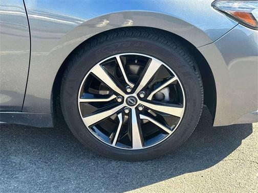 2023 Nissan Maxima SV Xtronic CVT