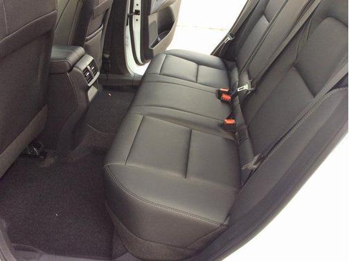 White Pearl 2026 Nissan Murano SL