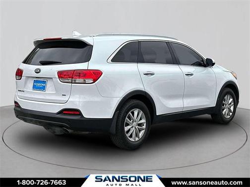 2018 Kia Sorento LX