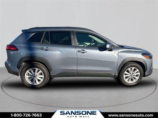 2022 Toyota Corolla Cross LE