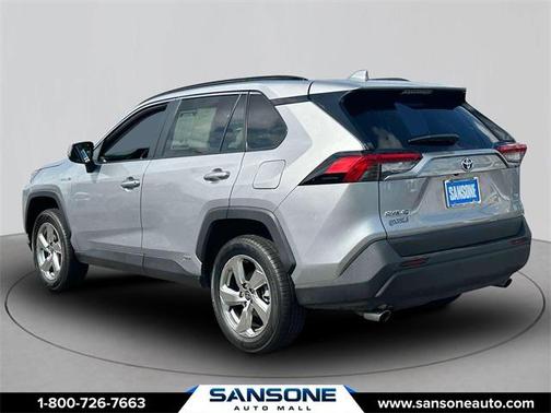 2021 Toyota RAV4 Hybrid XLE Premium