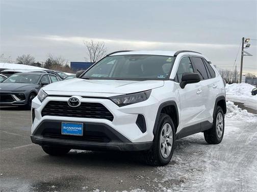 2020 Toyota RAV4 LE