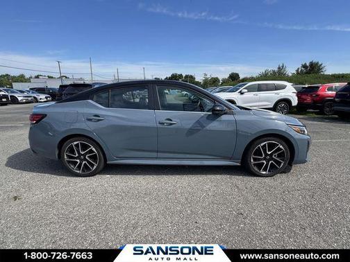 Atlantic Gray Metallic/Super Black 2024 Nissan Sentra SR