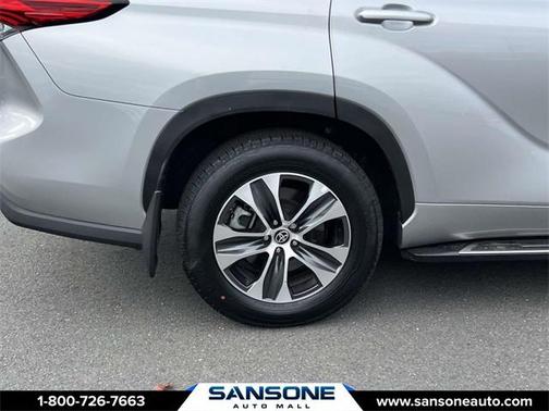 2023 Toyota Highlander Hybrid XLE