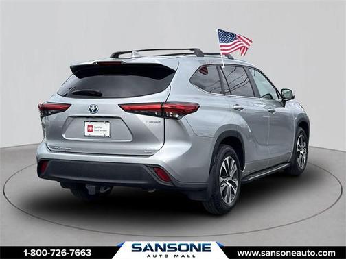 2023 Toyota Highlander Hybrid XLE