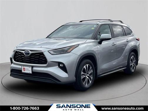 2023 Toyota Highlander Hybrid XLE