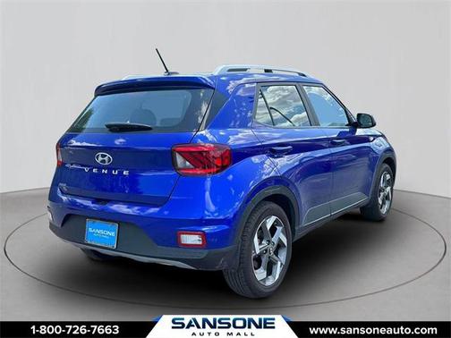 2024 Hyundai VENUE SEL