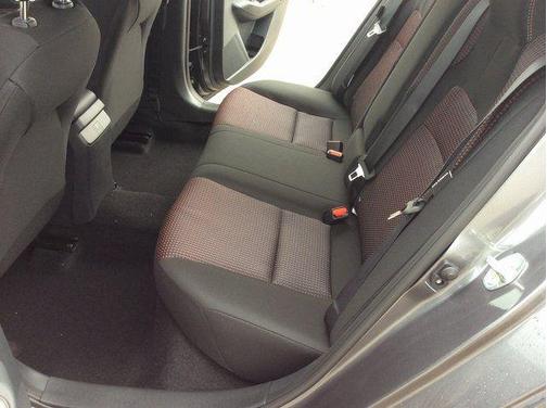 Gun Met 2026 Nissan Sentra SR