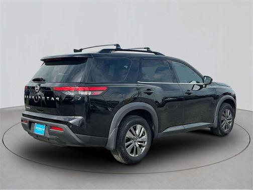 2022 Nissan Pathfinder SV 4WD