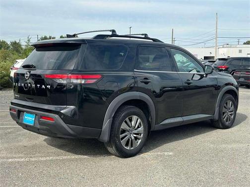2022 Nissan Pathfinder SV 4WD