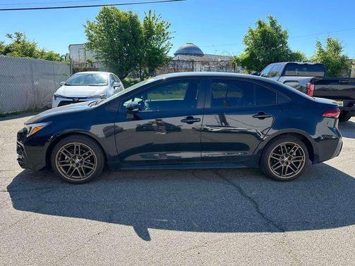 Midnight Black Metallic 2024 Toyota Corolla SE