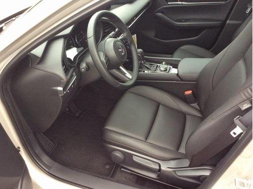 2025 Mazda Mazda3 FWD w/Select Package