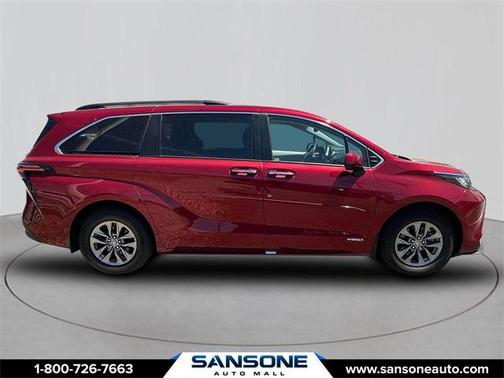2021 Toyota Sienna XLE 7 Passenger