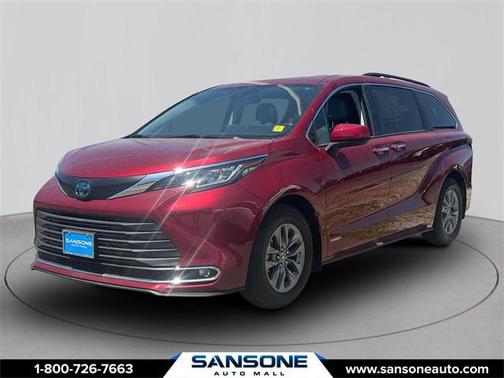 2021 Toyota Sienna XLE 7 Passenger