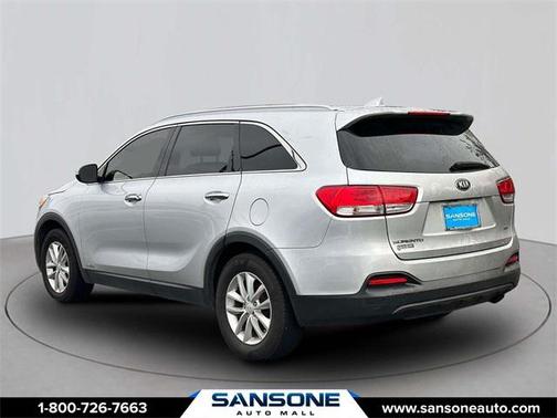 2018 Kia Sorento LX