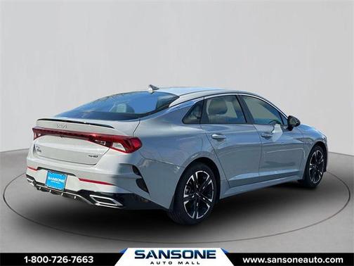 2022 Kia K5 GT-Line