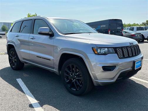 2021 Jeep Grand Cherokee Laredo