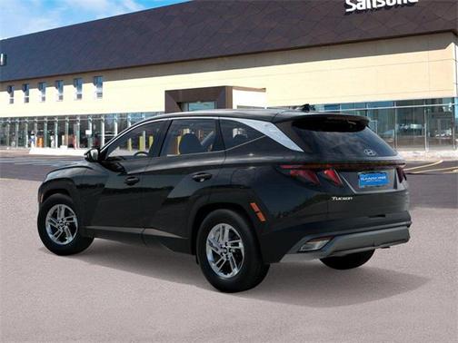 2026 Hyundai TUCSON SE
