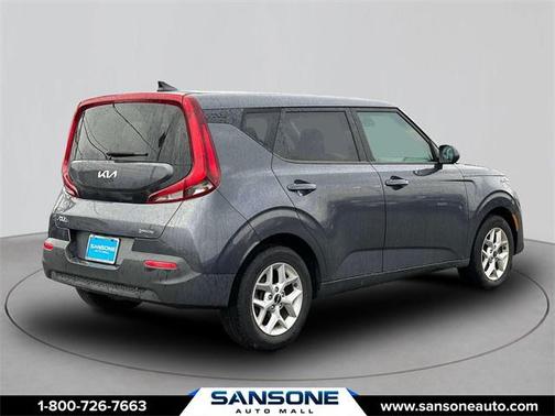 2022 Kia Soul LX