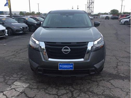 2025 Nissan Pathfinder S 4WD