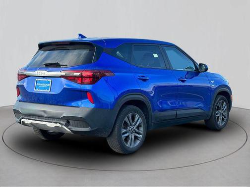 Neptune Blue 2023 Kia Seltos LX