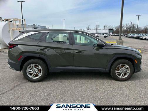 2025 Hyundai TUCSON SE