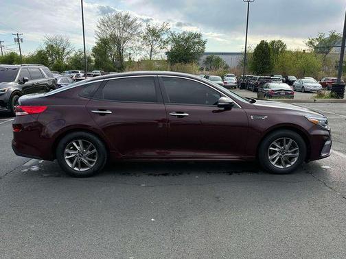 Sangria 2020 Kia Optima LX