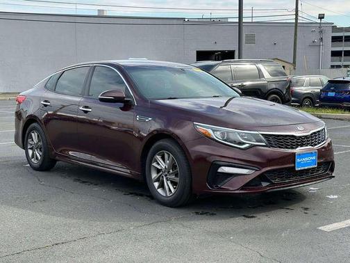 Sangria 2020 Kia Optima LX
