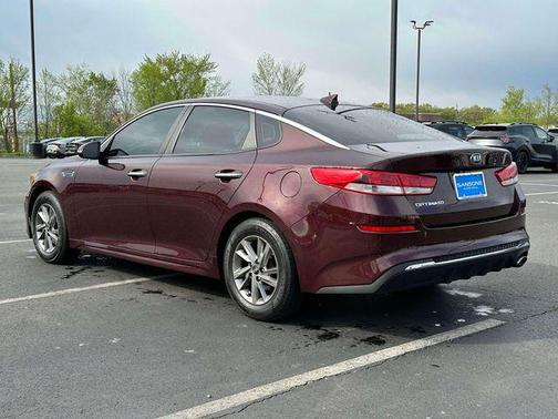 Sangria 2020 Kia Optima LX