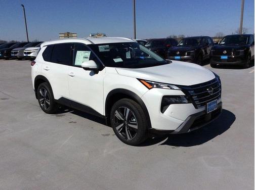 2025 Nissan Rogue SL