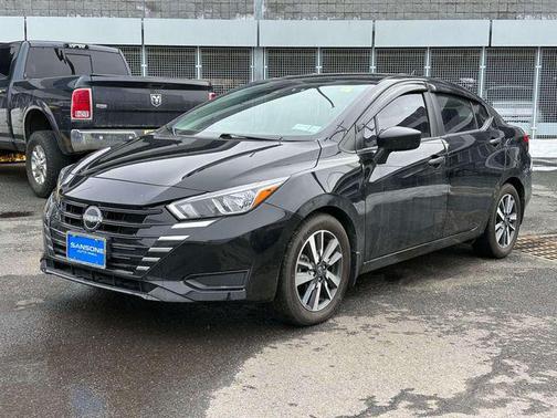 2023 Nissan Versa 1.6 S
