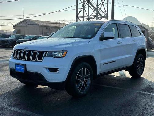 2020 Jeep Grand Cherokee Laredo