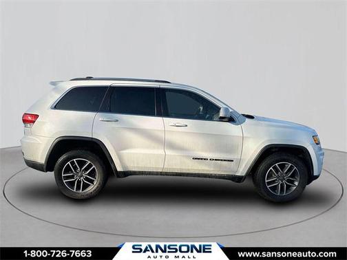 2020 Jeep Grand Cherokee Laredo