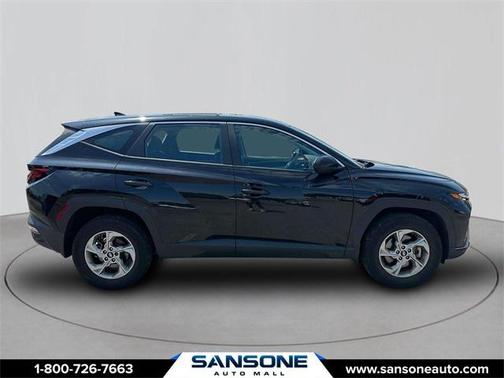 2023 Hyundai TUCSON SE