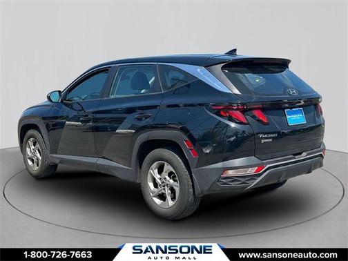 2023 Hyundai TUCSON SE