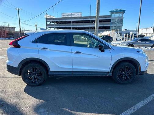 2022 Mitsubishi Eclipse Cross LE