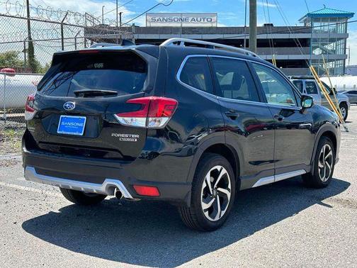 Crystal Black 2024 Subaru Forester Touring