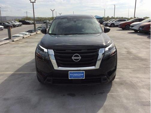 2025 Nissan Pathfinder S 4WD