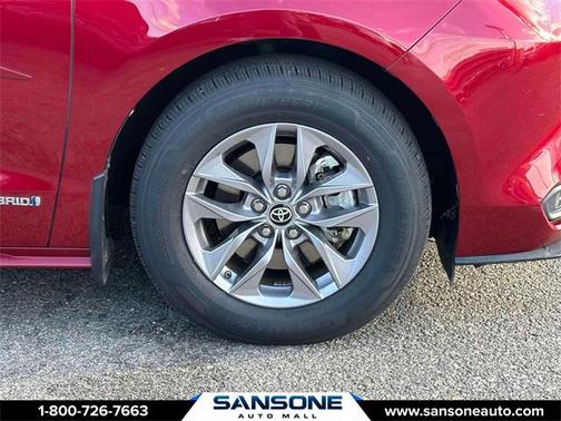 2021 Toyota Sienna LE