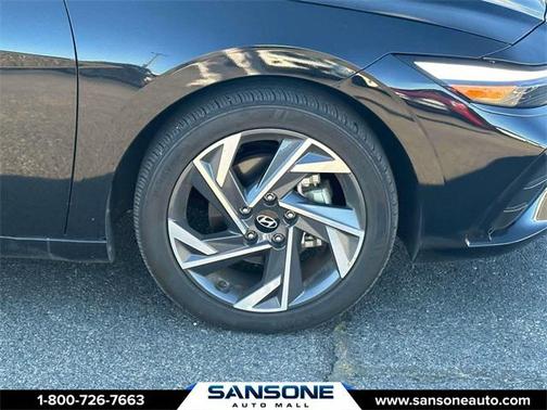 2024 Hyundai ELANTRA Limited